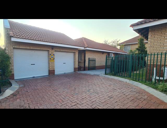 3 BEDROOM CLUSTER SOLD IN NOORDWYK